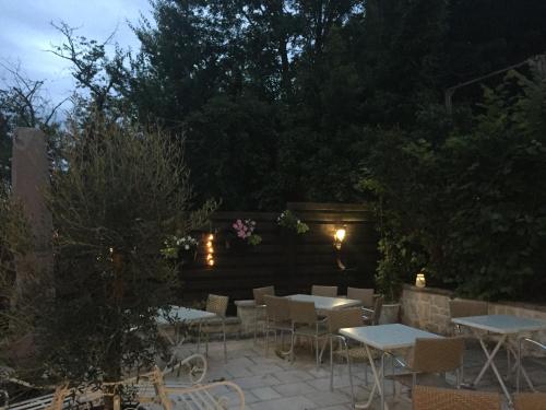 This photo about Le Fin Chapon shared on HyHotel.com