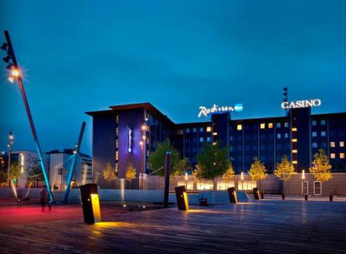 Entrance, Radisson Blu Limfjord Hotel Aalborg in Aalborg City Center Entrance, Radisson Blu Limfjord Hotel Aalborg in Aalborg City Center