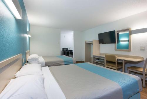 This photo about Motel 6 Brownsville Bells shared on HyHotel.com