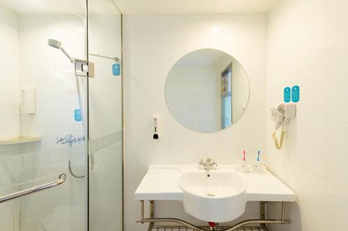 This photo about Hanting Express Temple of Heaven shared on HyHotel.com