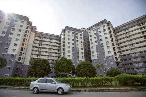 Entrance, Putra Harmoni Putrajaya (Tiny Suite, 3 AC Bedrooms, 1 Bath, WiFi, Ground Floor) by MRK near Putra Mosque Entrance, Putra Harmoni Putrajaya (Tiny Suite, 3 AC Bedrooms, 1 Bath, WiFi, Ground Floor) by MRK near Putra Mosque