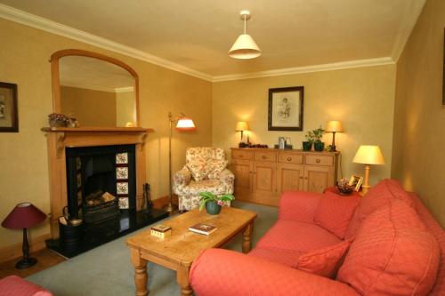 Springburn Cottage in Strachur Springburn Cottage in Strachur