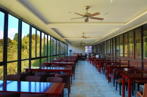 Restaurant, Bo Ai International Hotel at Pudong Airport Shanghai in Shanghai Restaurant, Bo Ai International Hotel at Pudong Airport Shanghai in Shanghai