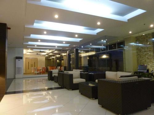 Lobi, Circle Inn - Iloilo City Center in Iloilo Lobi, Circle Inn - Iloilo City Center in Iloilo