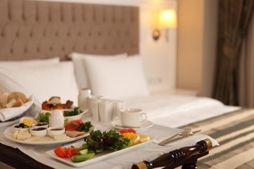 Ételek és italok, Luxor Garden Hotel in Izmit Ételek és italok, Luxor Garden Hotel in Izmit