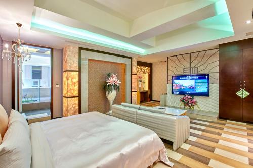 Gold Motel in Puxin Township Gold Motel in Puxin Township