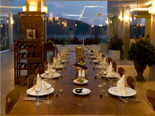 مطعم, منتجع وسبا بودروم هوليداي (Bodrum Holiday Resort & Spa) in يالتشيفليك مطعم, منتجع وسبا بودروم هوليداي (Bodrum Holiday Resort & Spa) in يالتشيفليك