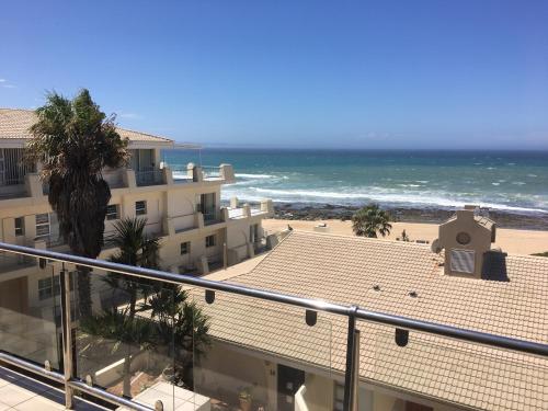 Facilities, Seashells Luxury Self Catering Apartments in Jeffreys Bay Facilities, Seashells Luxury Self Catering Apartments in Jeffreys Bay