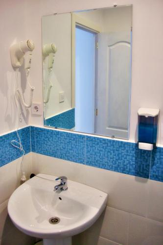 This photo about Spanish Galleon Lodge shared on HyHotel.com