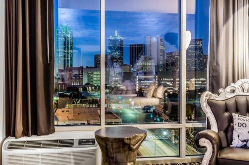 Faciliteiten, Lorenzo Hotel Dallas, Tapestry Collection by Hilton in Cedars Faciliteiten, Lorenzo Hotel Dallas, Tapestry Collection by Hilton in Cedars