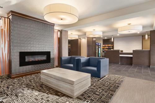 大堂, 約克頓溫德姆戴斯套房酒店 (Days Inn & Suites by Wyndham Yorkton) in 約克頓 大堂, 約克頓溫德姆戴斯套房酒店 (Days Inn & Suites by Wyndham Yorkton) in 約克頓