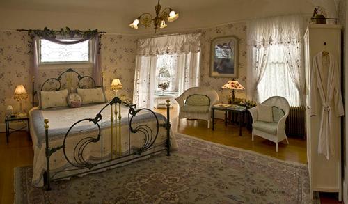 在meiguo.com看到的Lion And The Rose Victorian Guest House的介绍图片