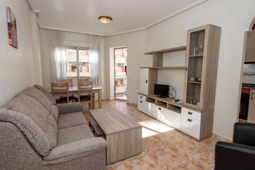 Lounge/area TV in comune, Apartamentos Turisticos Fresno in Torrevieja Lounge/area TV in comune, Apartamentos Turisticos Fresno in Torrevieja
