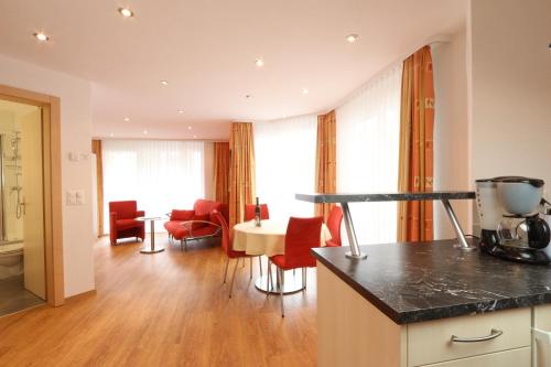 Hotel Feehof Garni in Saas-Fee Hotel Feehof Garni in Saas-Fee