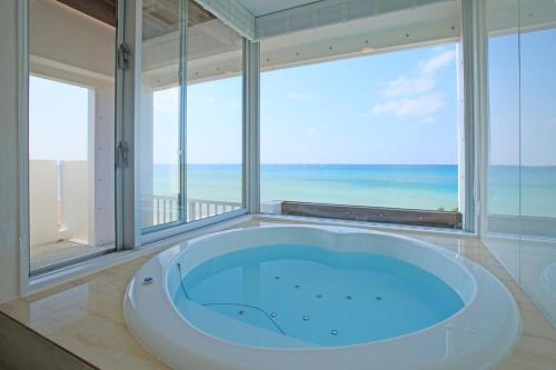 Bathroom, Seven Colors Ishigakijima in Hirakubo Bathroom, Seven Colors Ishigakijima in Hirakubo