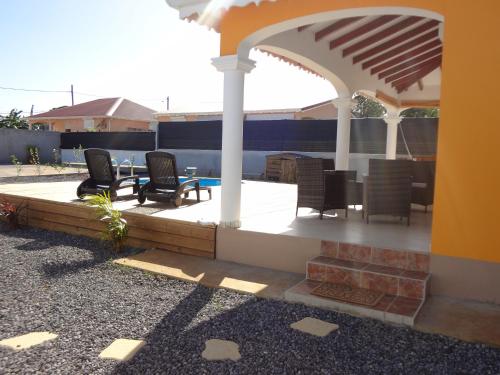 Balcony/terrace, Villa Palulie in Capesterre-Belle-Eau Balcony/terrace, Villa Palulie in Capesterre-Belle-Eau