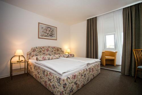 Hotel Wagner Am Marktplatz in บัด วิมพเฟิน Hotel Wagner Am Marktplatz in บัด วิมพเฟิน