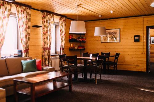 Efimov Bor Resort in Nerl' Efimov Bor Resort in Nerl'