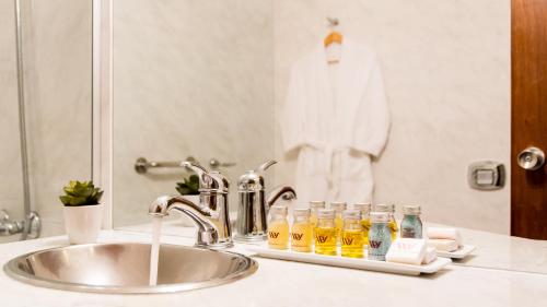 Salle de bain, Hotel Peninsula Valdes in Puerto Madryn Salle de bain, Hotel Peninsula Valdes in Puerto Madryn