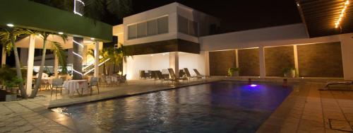 This photo about Hotel de Casa Blanca shared on HyHotel.com