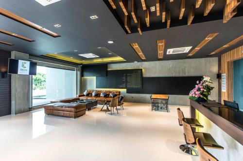 Lobby, Cresco Hotel - Buriram in Isan Lobby, Cresco Hotel - Buriram in Isan