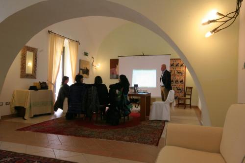 חדרי ישיבות / אולמי אירועים, Hotel Il Duomo in אוריסטנו חדרי ישיבות / אולמי אירועים, Hotel Il Duomo in אוריסטנו