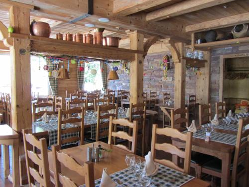 Nhà hàng, Auberge des Skieurs in La Bresse Nhà hàng, Auberge des Skieurs in La Bresse