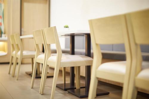 This photo about Hanting Express Xi'an Hangtiancheng shared on HyHotel.com