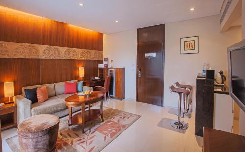 Oakwood Residence Naylor Road Pune near Osho International Meditation Resort and Guesthouse Oakwood Residence Naylor Road Pune near Osho International Meditation Resort and Guesthouse