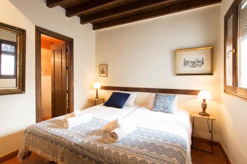 Hotel Apartamento Puerta Elvira Centro