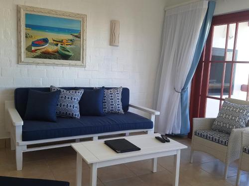 Dotări, Kaliva 358 in Langebaan Dotări, Kaliva 358 in Langebaan