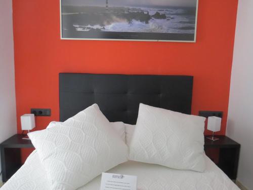 This photo about Barcelona City Centre Hostal shared on HyHotel.com