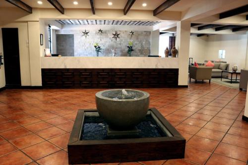 Lobi, Hotel Agua Escondida in Taxco Lobi, Hotel Agua Escondida in Taxco