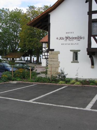 Intrare, Hotel & Restaurant Alte Rheinmuhle in Schaffhausen Intrare, Hotel & Restaurant Alte Rheinmuhle in Schaffhausen