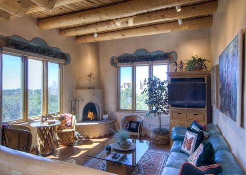 This photo about An Enchanting Casita Two-bedroom Holiday Home shared on HyHotel.com