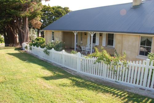 Entrance, Hillside Cottage Berrima in Berrima Entrance, Hillside Cottage Berrima in Berrima