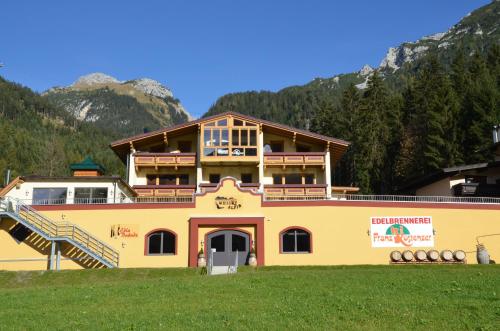 This photo about Sonnwend Appartements shared on HyHotel.com