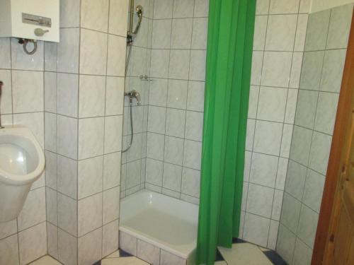 Bathroom, Schorfelder Hof in Gondershausen Bathroom, Schorfelder Hof in Gondershausen