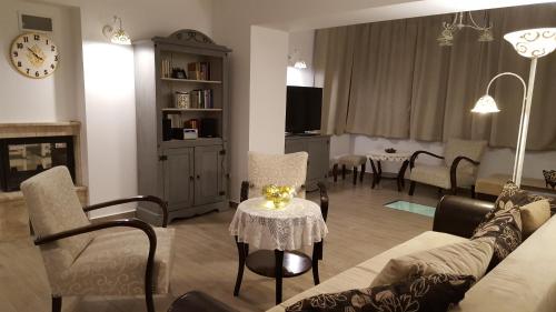 ห้องส่วนกลางสำหรับนั่งเล่น/ดูทีวี, Edit Villa in มาตราฟูเรด ห้องส่วนกลางสำหรับนั่งเล่น/ดูทีวี, Edit Villa in มาตราฟูเรด