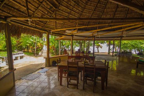 Restaurant, Hotel Rancho Corcovado in Drake Bay Restaurant, Hotel Rancho Corcovado in Drake Bay
