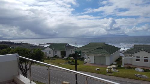 This photo about Whale View Self Catering Apartment shared on HyHotel.com