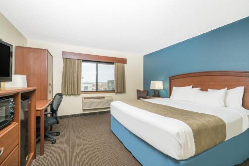 Days Inn & Suites by Wyndham Baxter Brainerd Area in Baxter (MN) Days Inn & Suites by Wyndham Baxter Brainerd Area in Baxter (MN)