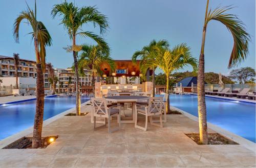 レストラン, Hideaway at Royalton Saint Lucia, An Autograph Collection All Inclusive Resort - Adults Only in グロスアイレット レストラン, Hideaway at Royalton Saint Lucia, An Autograph Collection All Inclusive Resort - Adults Only in グロスアイレット