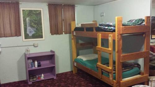 在meiguo.com看到的HI Portland Hawthorne District Hostel的介绍图片