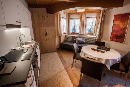 This photo about Hotel-Appartement Ferienhof shared on HyHotel.com