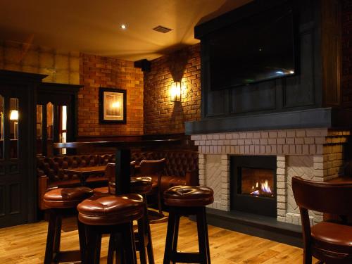 Pub/Ruang Rehat, Kilmurry Lodge Hotel in Kilmurry Pub/Ruang Rehat, Kilmurry Lodge Hotel in Kilmurry