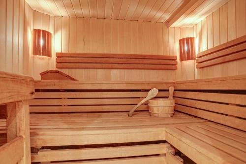sauna, Kommerzhotel Köln near Roman-German Museum (Romisch-Germanisches Museum) sauna, Kommerzhotel Köln near Roman-German Museum (Romisch-Germanisches Museum)