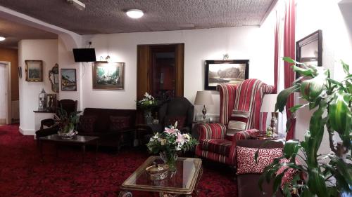 Foyer, Mornington Hotel in Saint Helier Foyer, Mornington Hotel in Saint Helier
