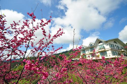 Ying Yue Villa near Fushan Botanical Garden Ying Yue Villa near Fushan Botanical Garden