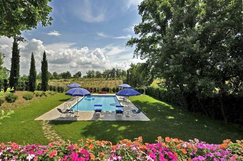 This photo about Agriturismo Tenuta Il Vallone shared on HyHotel.com